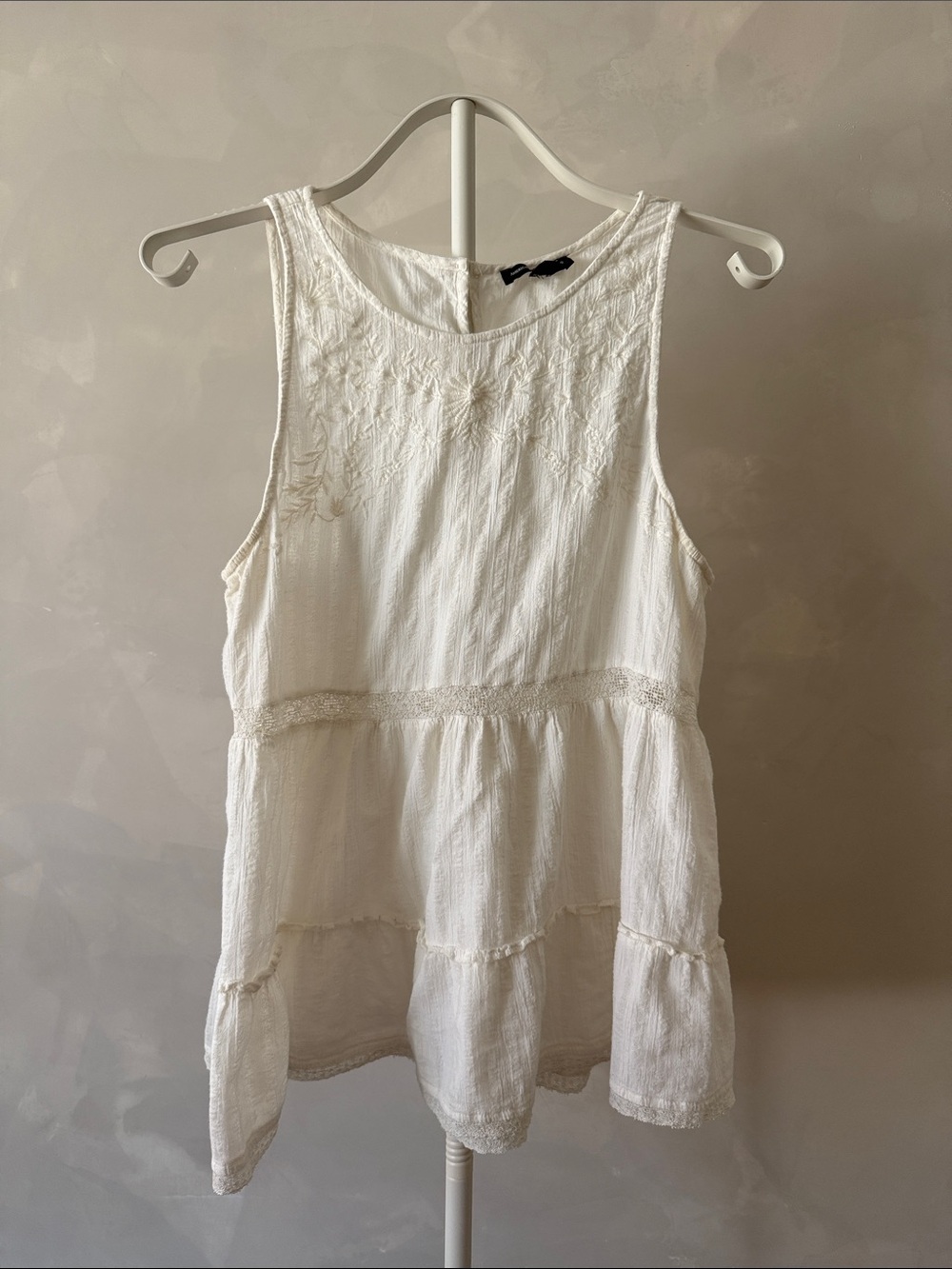 AEO Embroidered Ruffle Tank | L - Picture 6 of 7
